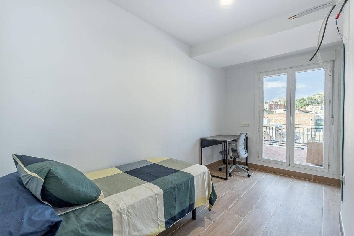 4 soverom Penthouse til salgs i Granada by - € 390 000 (Ref: 9562115)