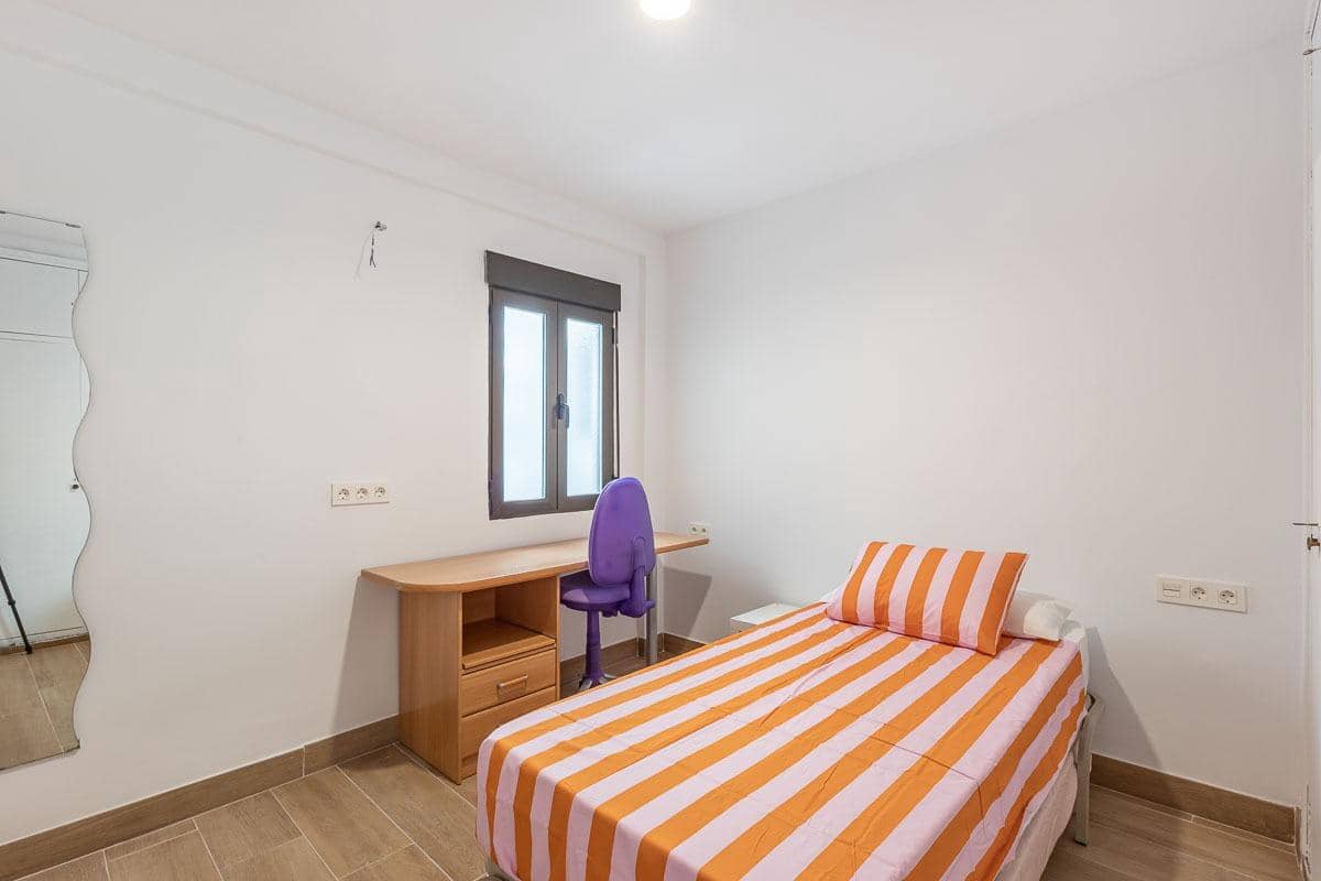 4 soverom Penthouse til salgs i Granada by - € 390 000 (Ref: 9562115)