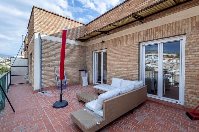 4 soverom Penthouse til salgs i Albaicin, Granada by - € 390 000 (Ref: 9562115)