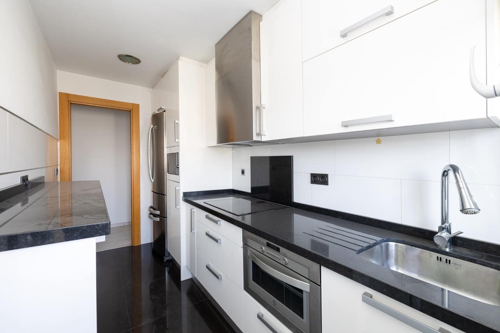 Piso de 2 habitaciones en Granada ciudad en venta - 250.000 € (Ref: 9562121)