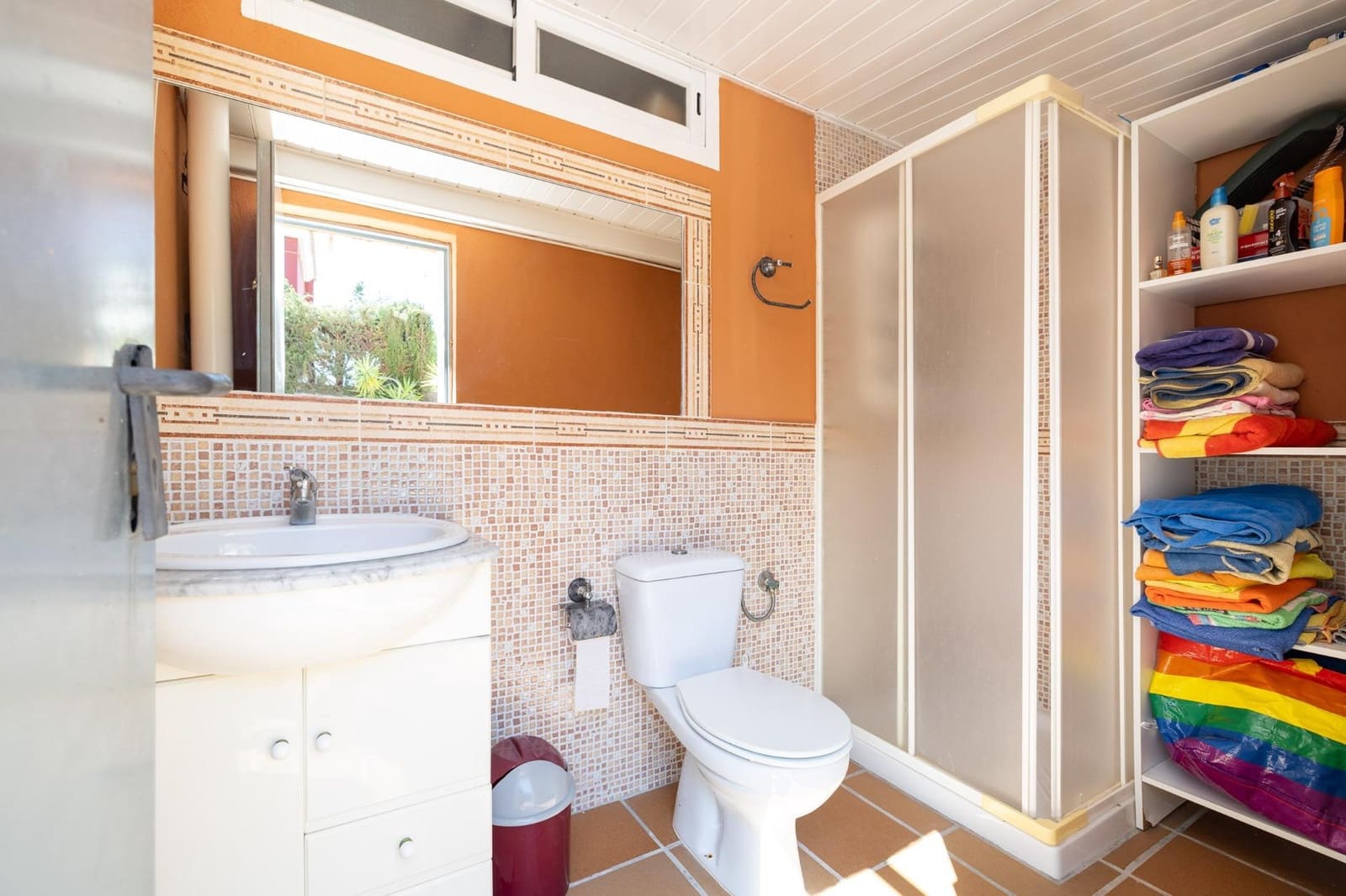 5 soverom Villa til salgs i Cullar Vega med svømmebasseng garasje - € 350 000 (Ref: 9562124)