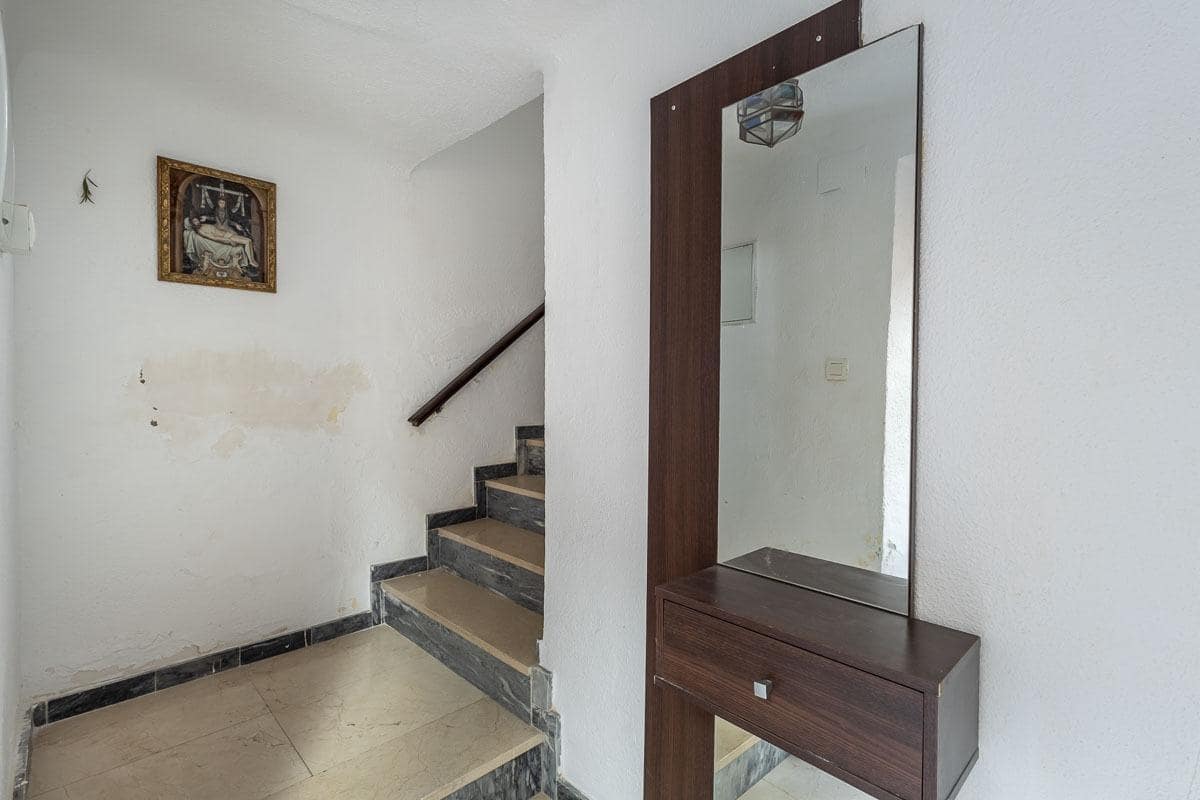 2 soveværelse Lejlighed til salg i Granada by - € 270.000 (Ref: 9565470)