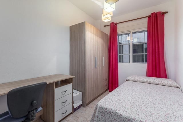 3 soveværelse Lejlighed til salg i Granada by - € 230.000 (Ref: 9569034)