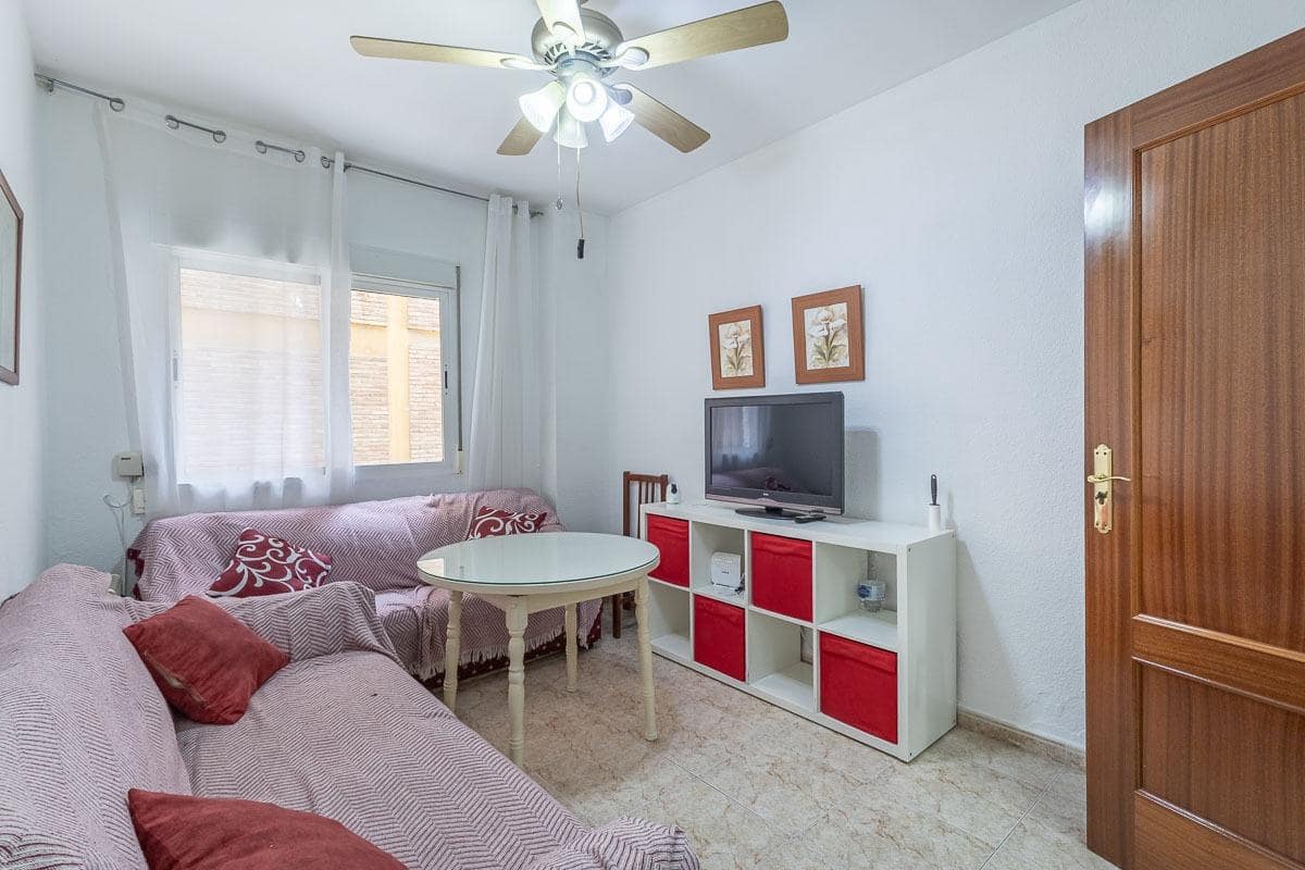 3 bedroom Flat for sale in Granada city - € 230,000 (Ref: 9569034)