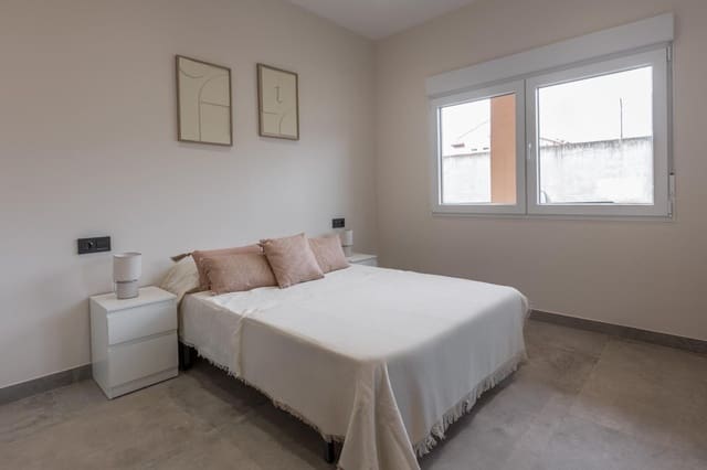 Piso de 2 habitaciones en Granada ciudad en venta - 179.900 € (Ref: 9569035)