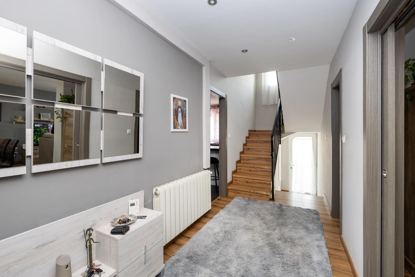 4 soveværelse Semi-Rækkehus til salg i La Zubia med swimmingpool - € 375.000 (Ref: 9569036)