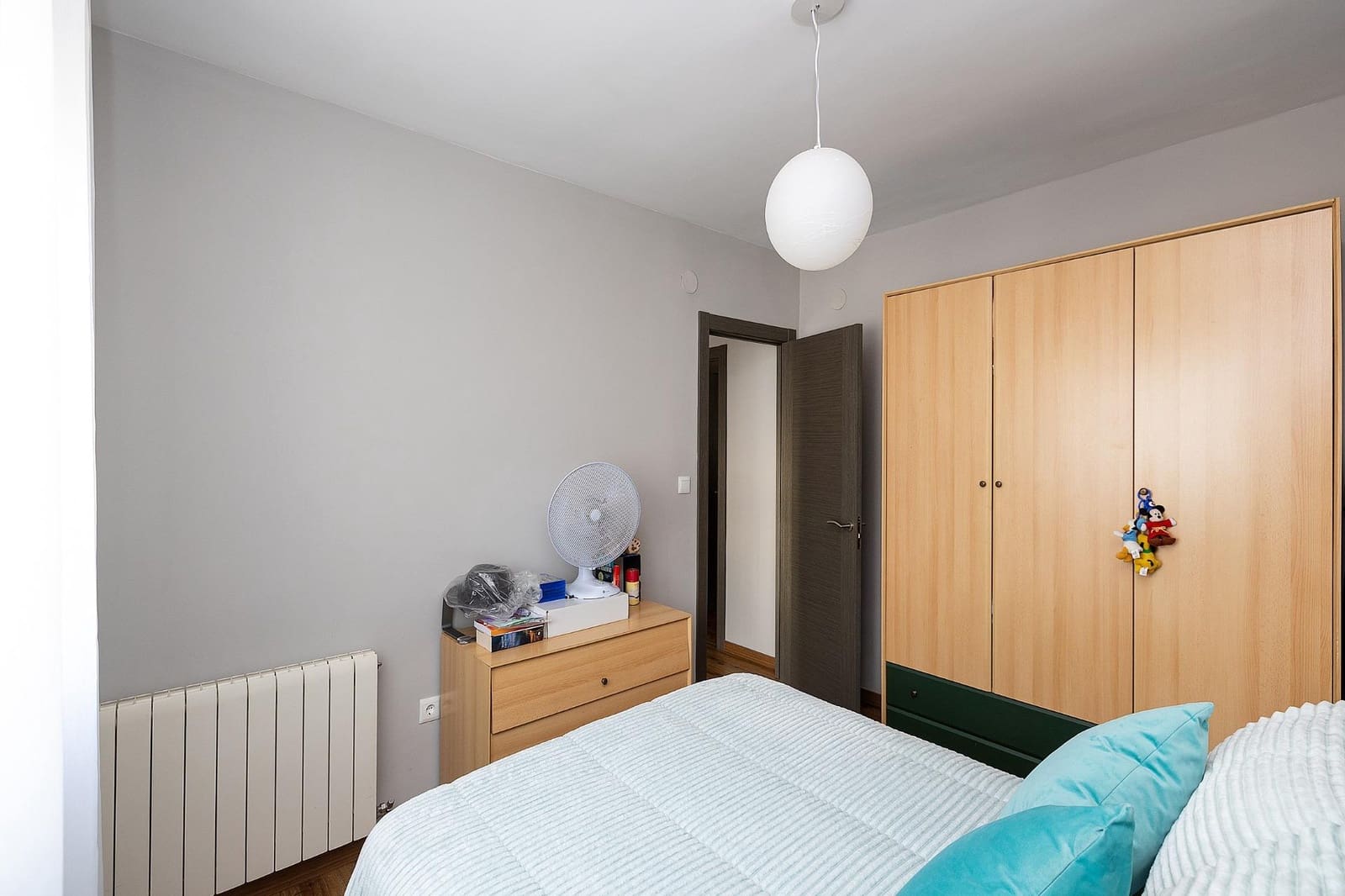 4 soveværelse Semi-Rækkehus til salg i La Zubia med swimmingpool - € 375.000 (Ref: 9569036)