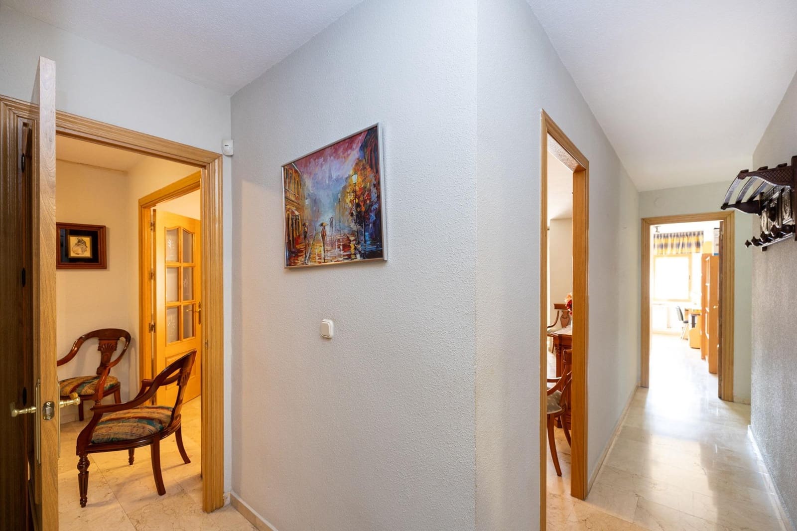 4 bedroom Flat for sale in Granada city with garage - € 455,000 (Ref: 9574810)