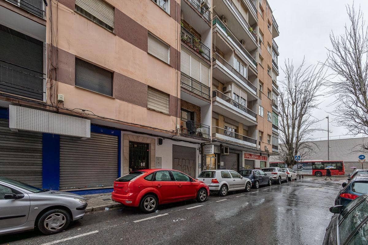 3 sovrum Lägenhet till salu i Granada stad - 235 000 € (Ref: 9583079)