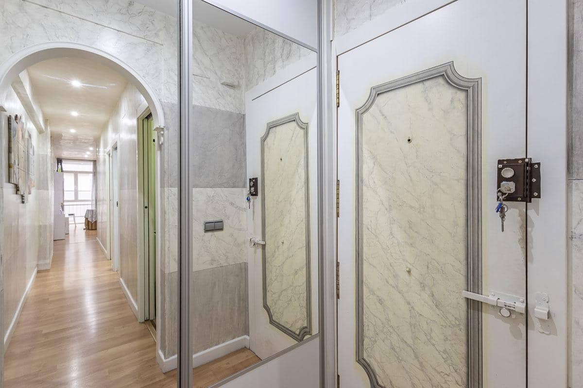 3 sovrum Lägenhet till salu i Granada stad - 235 000 € (Ref: 9583079)