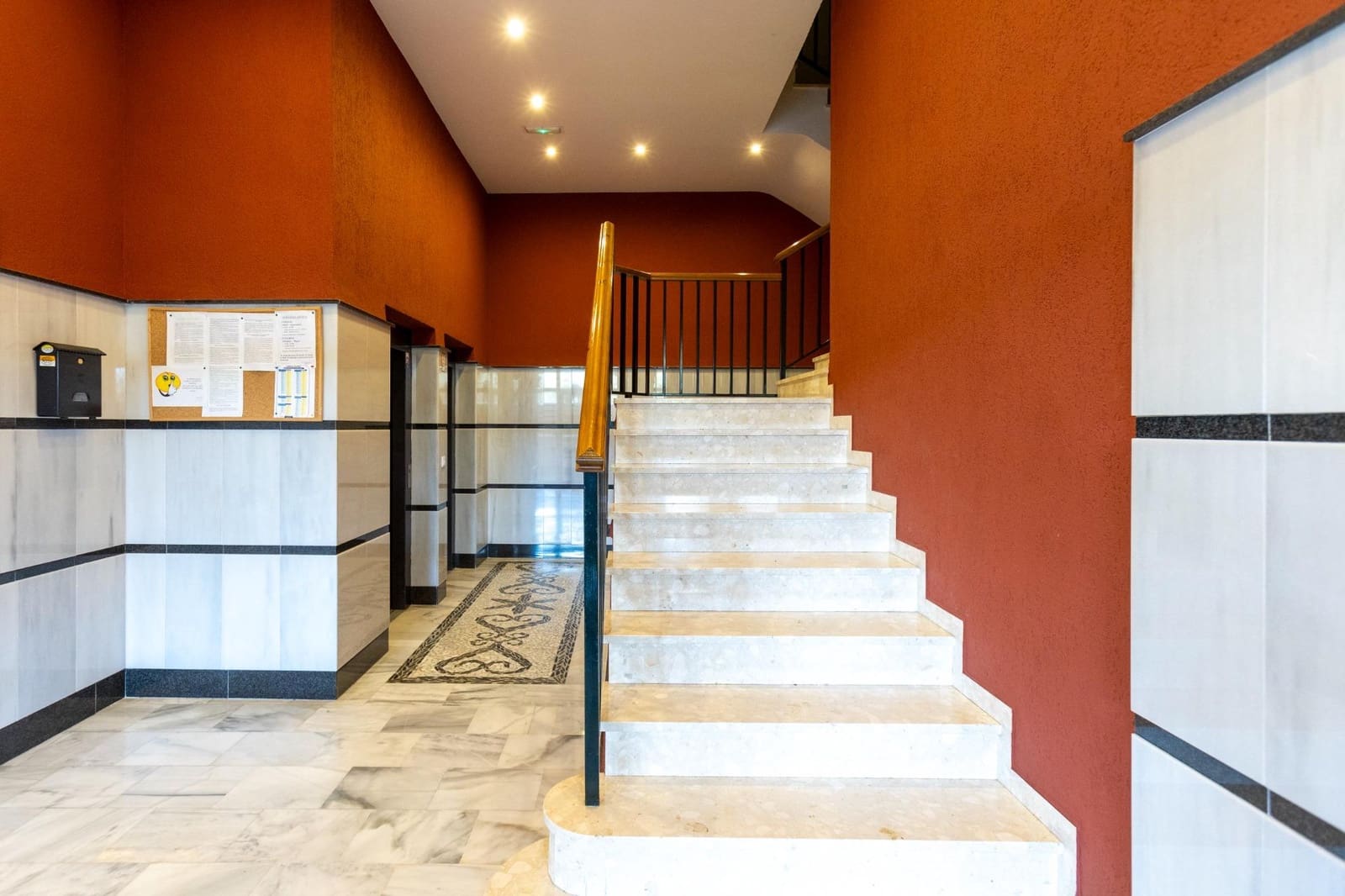 2 bedroom Penthouse for sale in Motril with pool garage - € 367,000 (Ref: 9586763)