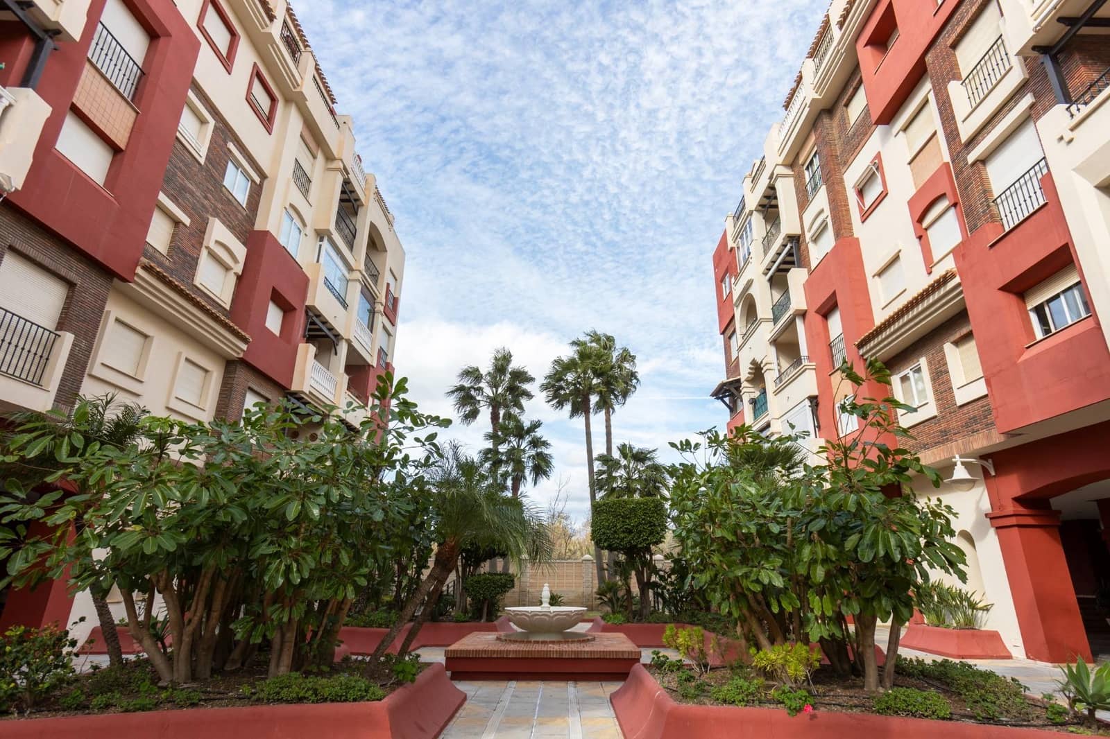 2 bedroom Penthouse for sale in Motril with pool garage - € 367,000 (Ref: 9586763)