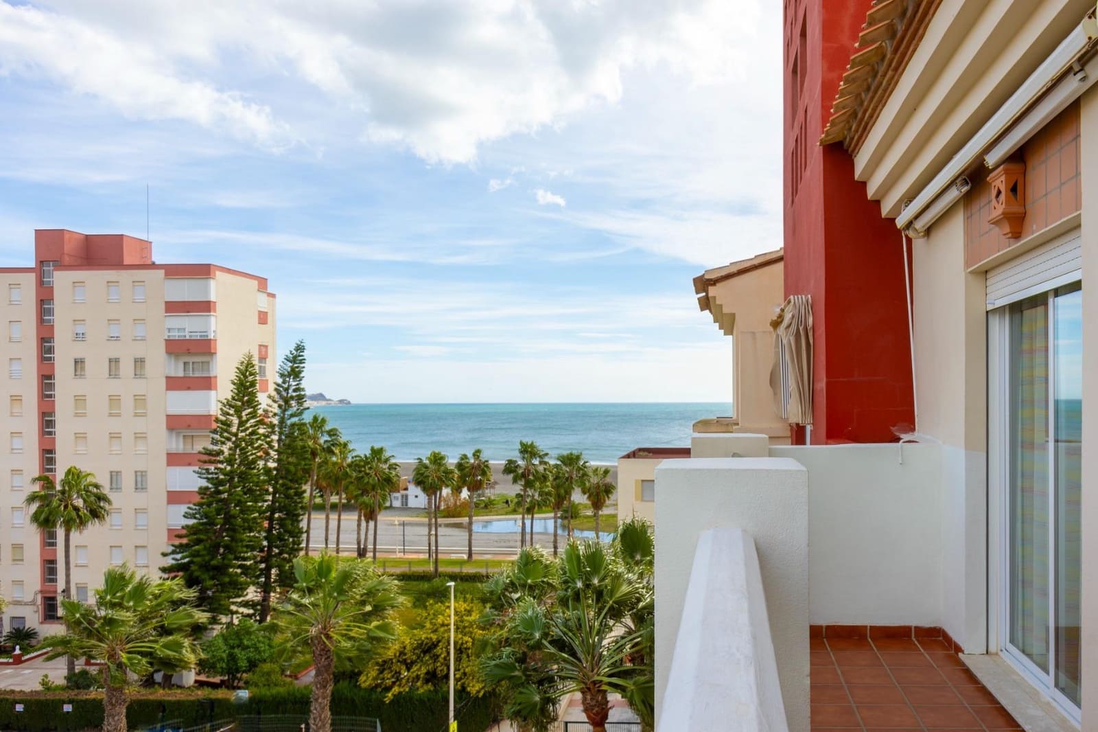 2 bedroom Penthouse for sale in Motril with pool garage - € 367,000 (Ref: 9586763)