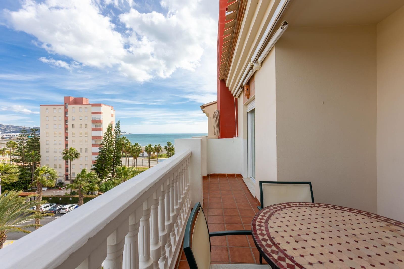 2 bedroom Penthouse for sale in Motril with pool garage - € 367,000 (Ref: 9586763)