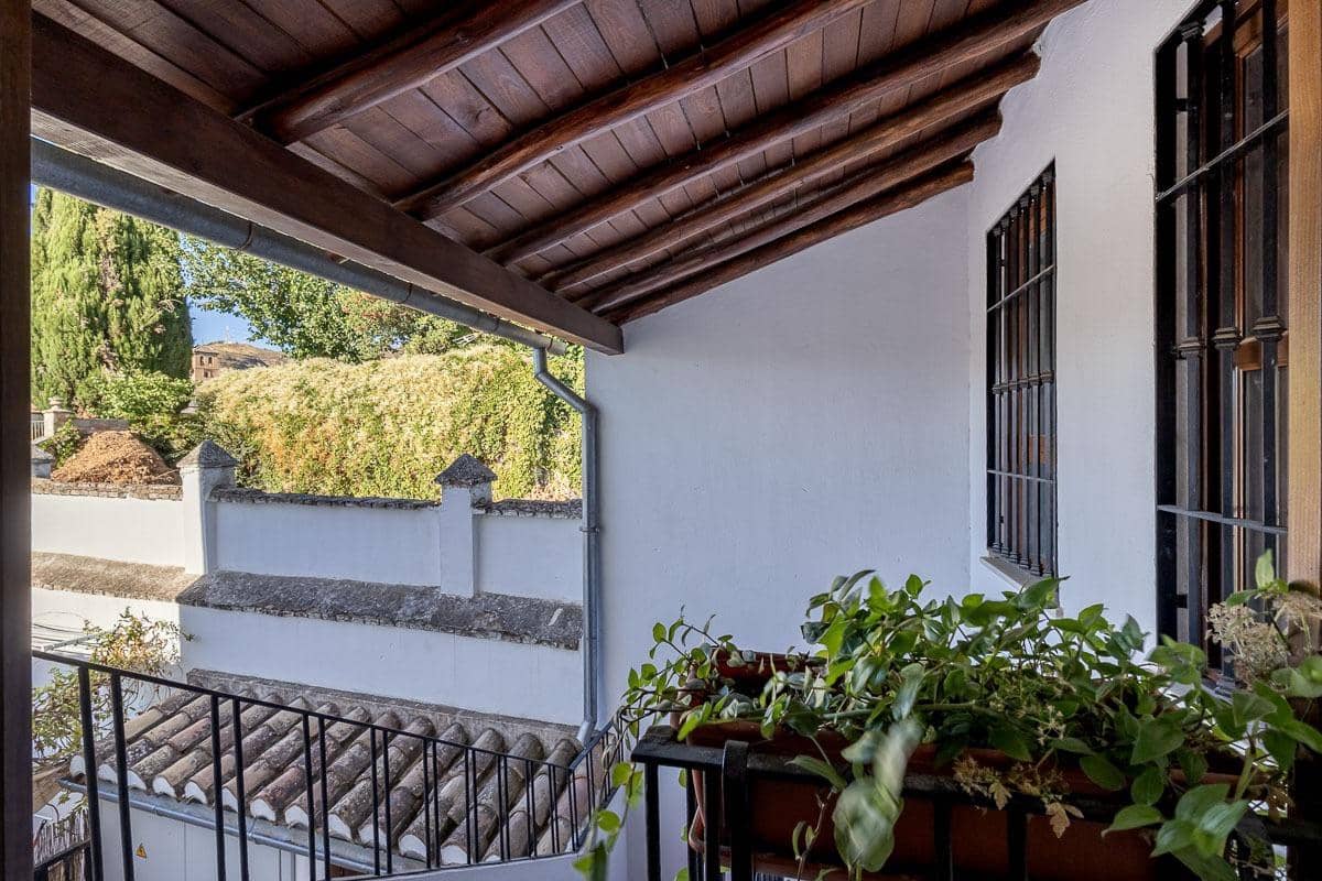 6 bedroom Apartment for sale in Granada city - € 995,000 (Ref: 9586765)