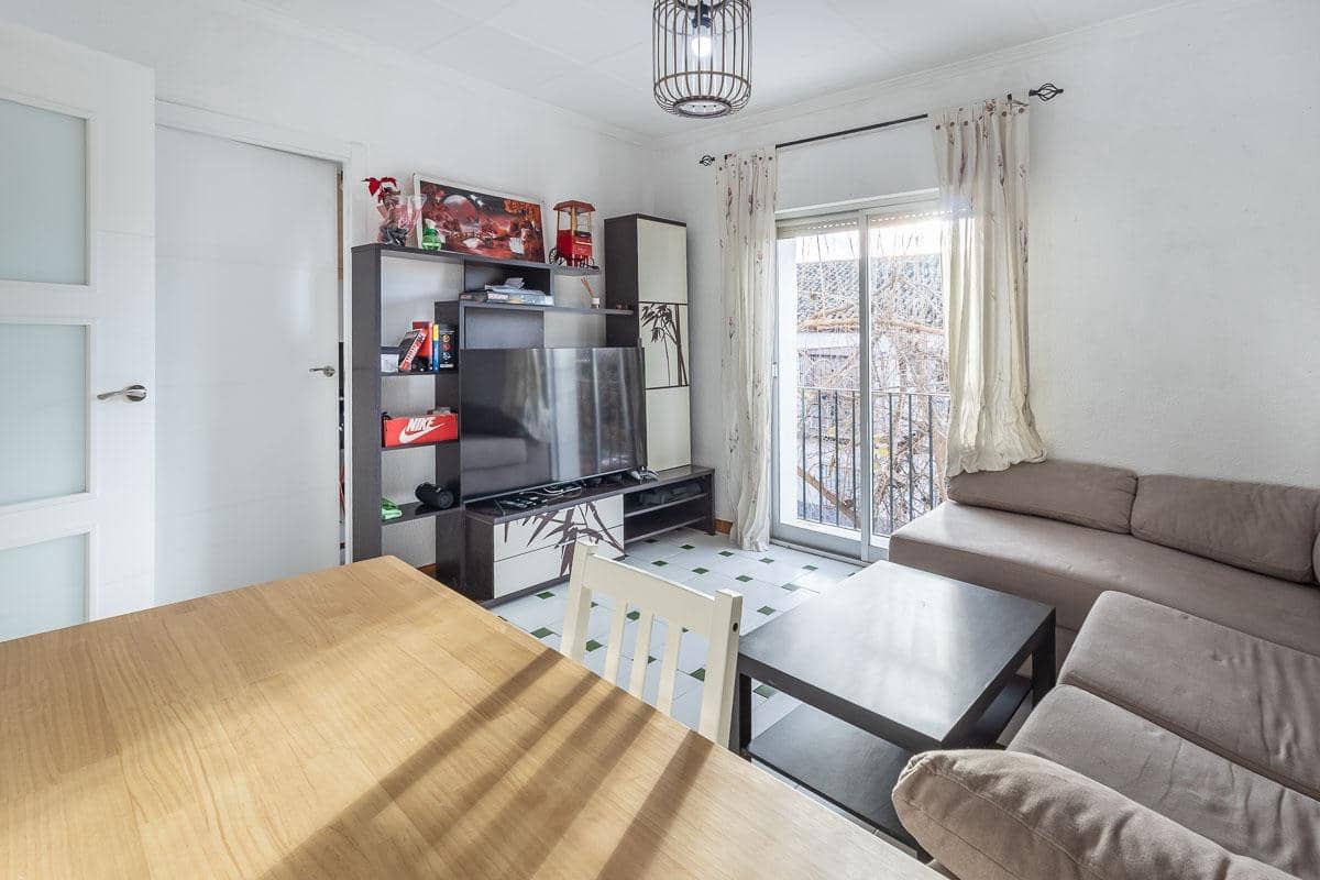 3 bedroom Flat for sale in Granada city - € 195,000 (Ref: 9591606)