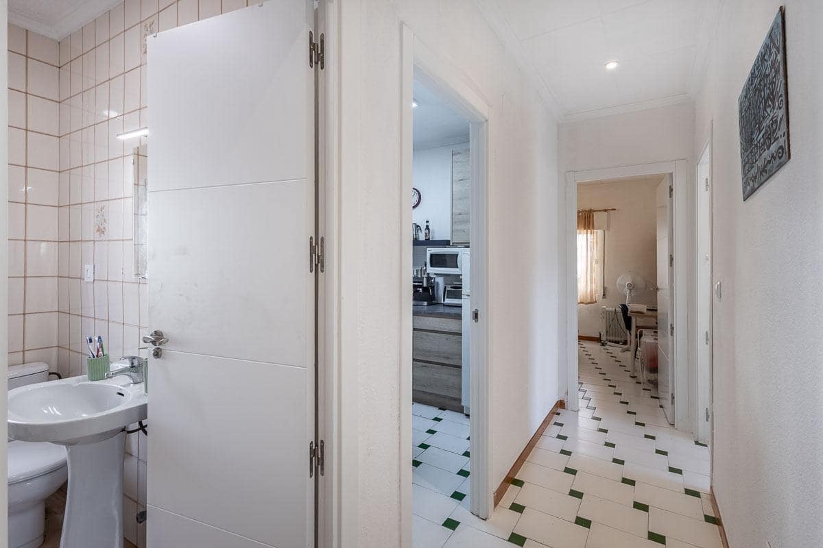 3 bedroom Flat for sale in Granada city - € 195,000 (Ref: 9591606)