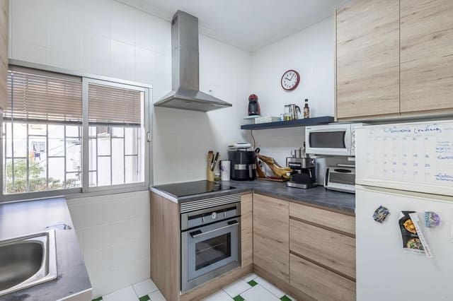 3 bedroom Flat for sale in Granada city - € 195,000 (Ref: 9591606)