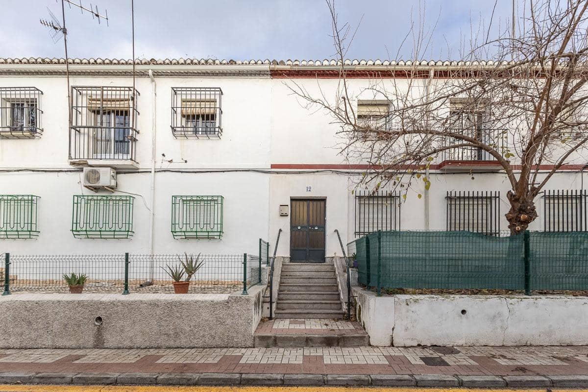 3 bedroom Flat for sale in Granada city - € 195,000 (Ref: 9591606)