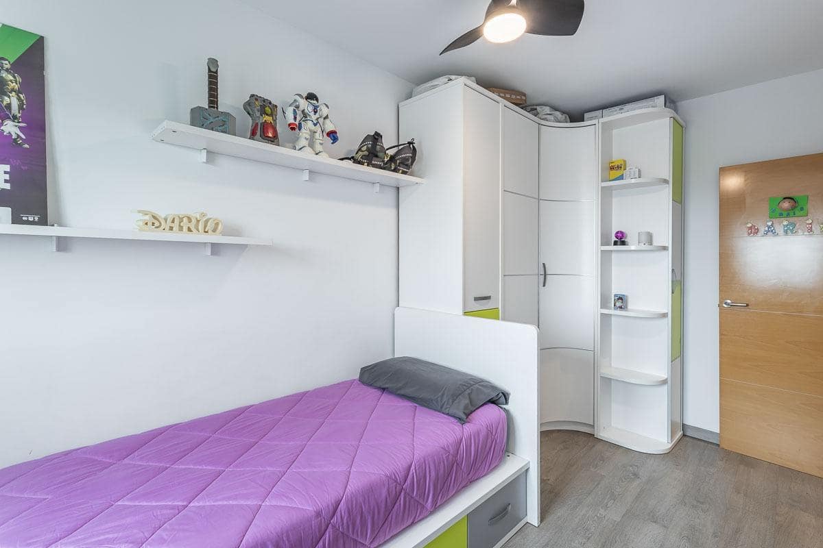 3 makuuhuone Asunto myytävänä paikassa Granada kaupunki mukana 
autotalli - 179 000 € (Ref: 9596429)