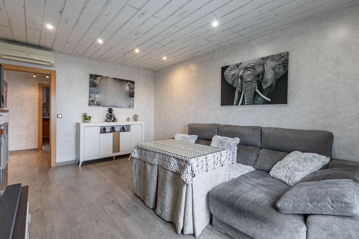 3 makuuhuone Asunto myytävänä paikassa Granada kaupunki mukana 
autotalli - 179 000 € (Ref: 9596429)