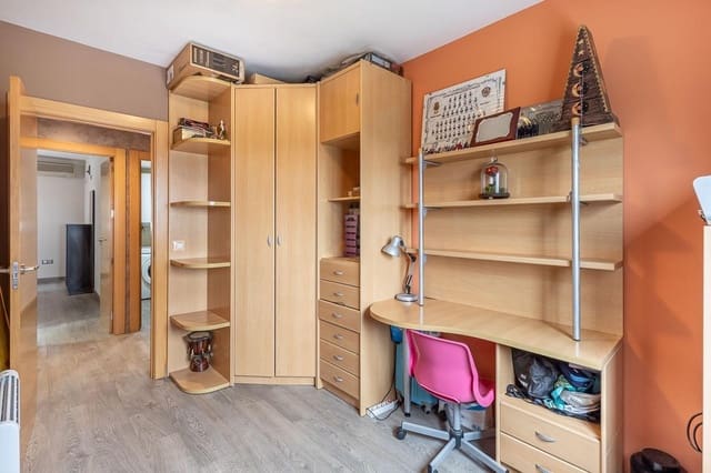 3 makuuhuone Asunto myytävänä paikassa Granada kaupunki mukana 
autotalli - 179 000 € (Ref: 9596429)