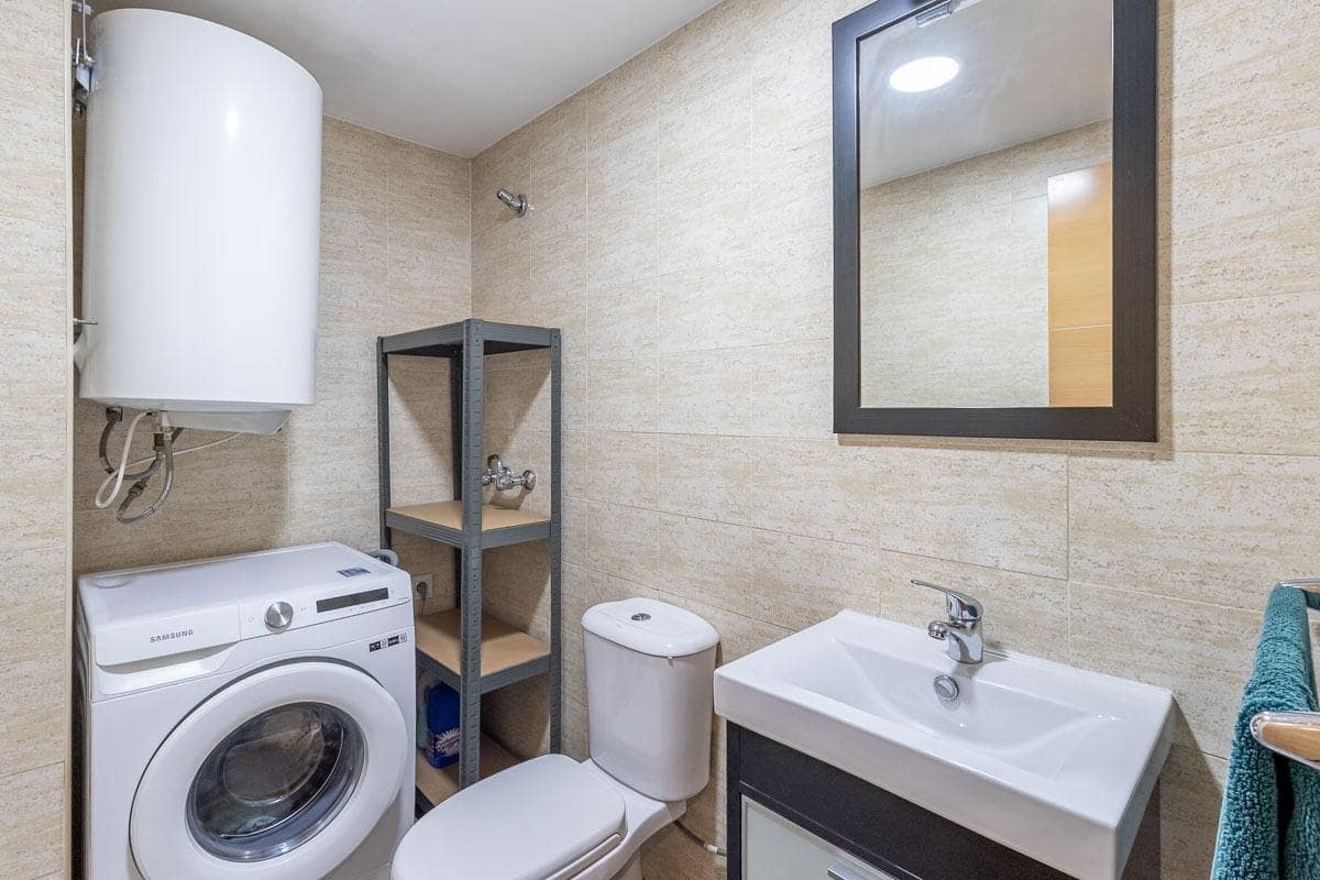 3 makuuhuone Asunto myytävänä paikassa Granada kaupunki mukana 
autotalli - 179 000 € (Ref: 9596429)