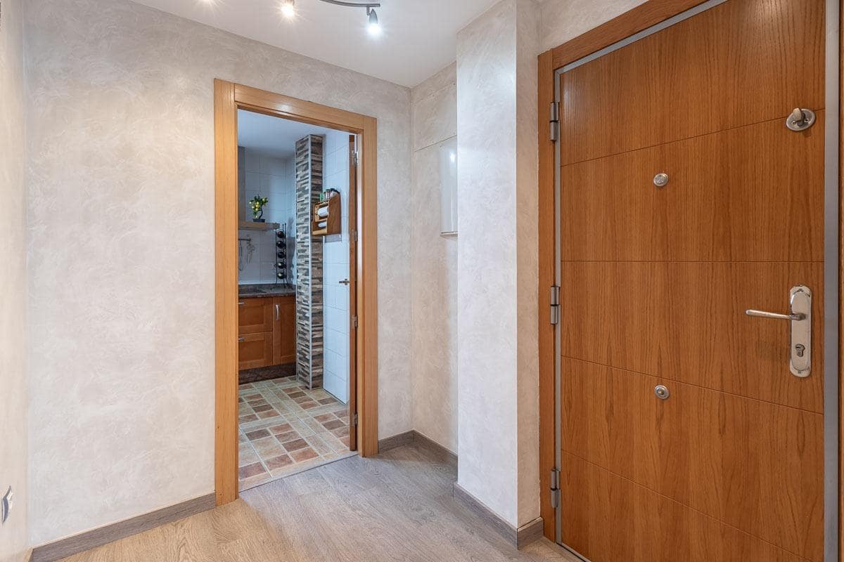 3 makuuhuone Asunto myytävänä paikassa Granada kaupunki mukana 
autotalli - 179 000 € (Ref: 9596429)