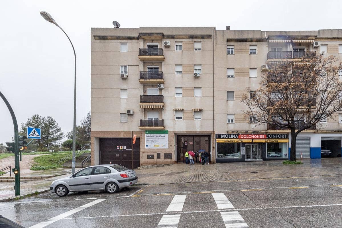 3 makuuhuone Asunto myytävänä paikassa Granada kaupunki mukana 
autotalli - 179 000 € (Ref: 9596429)