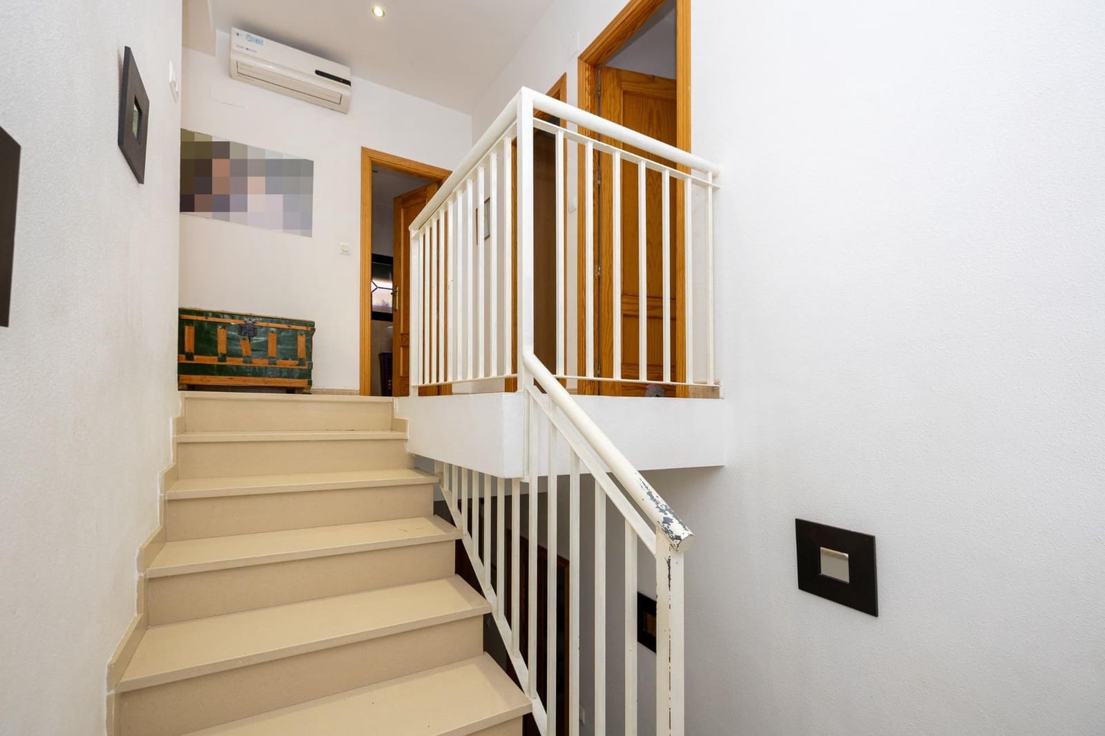 5 chambre Villa/Maison à vendre à Jun avec garage - 267 000 € (Ref: 9596430)