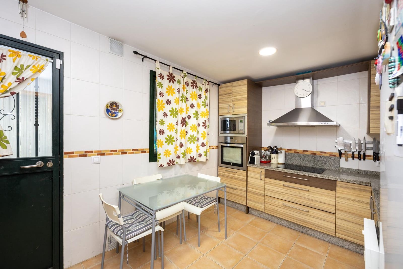 5 chambre Villa/Maison à vendre à Jun avec garage - 267 000 € (Ref: 9596430)