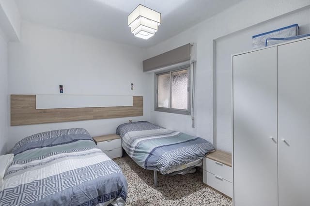 4 sovrum Lägenhet till salu i Zaidin, Granada stad - 220 000 € (Ref: 9599736)