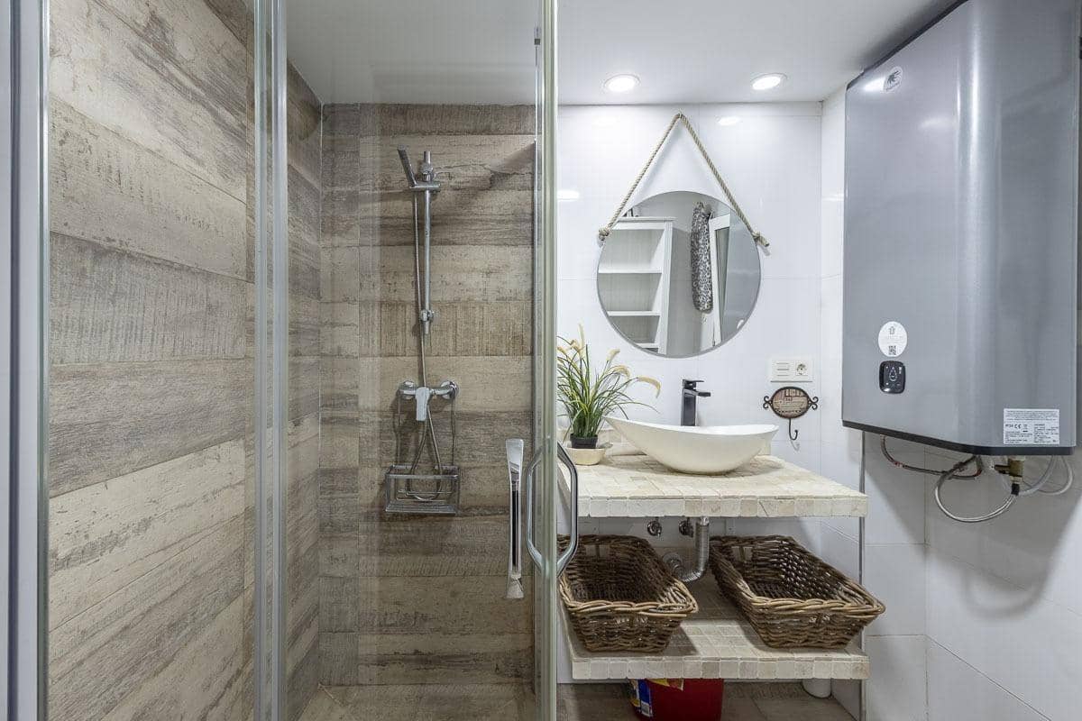 2 sovrum Lägenhet till salu i Granada stad - 249 900 € (Ref: 9599737)