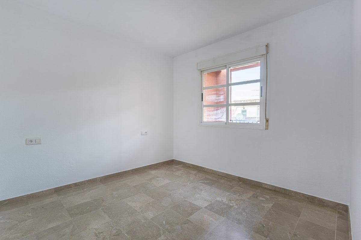 2 soveværelse Penthouse til salg i Las Gabias - € 145.000 (Ref: 9599740)