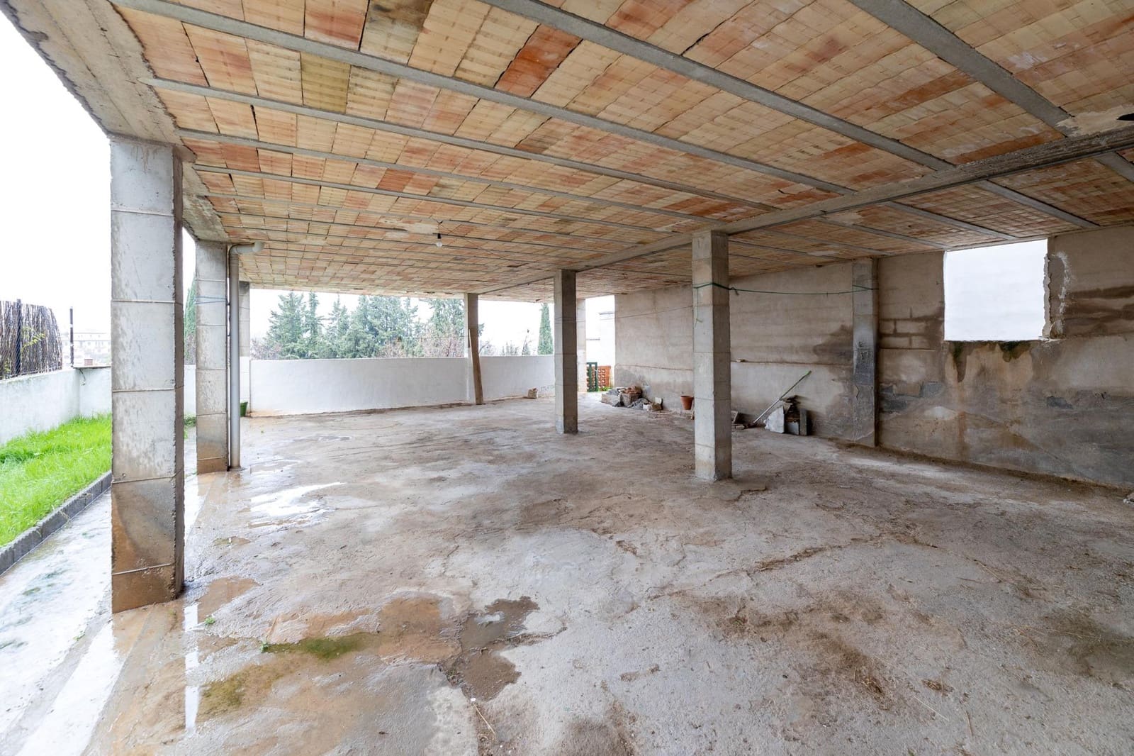 3 sypialnia Willa na sprzedaż w Huetor Vega z basenem garażem - 375 000 € (Ref: 9599742)