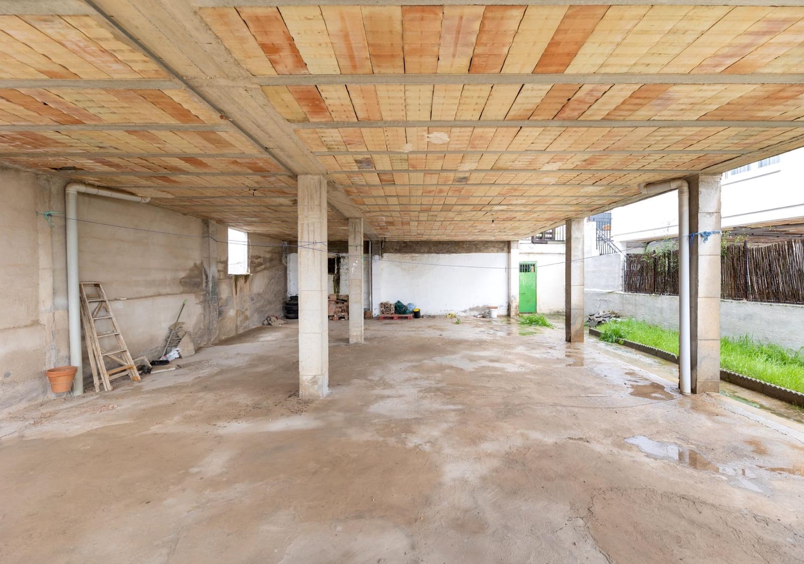 3 sypialnia Willa na sprzedaż w Huetor Vega z basenem garażem - 375 000 € (Ref: 9599742)