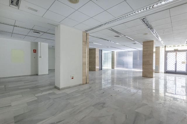 Erhverv til salg i Granada by - € 380.000 (Ref: 9599743)