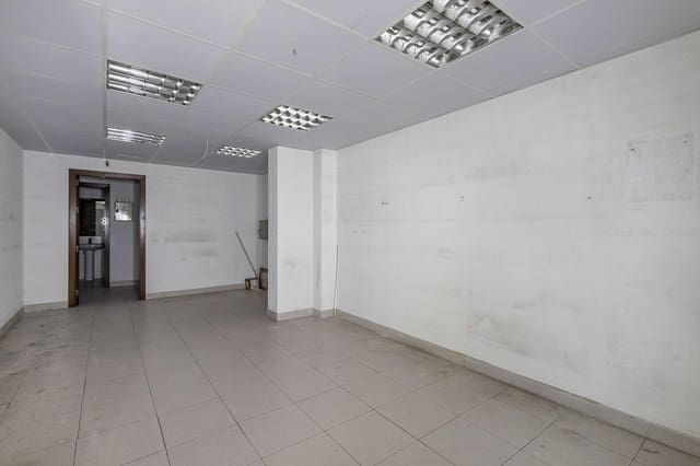 Erhverv til salg i Granada by - € 380.000 (Ref: 9599743)