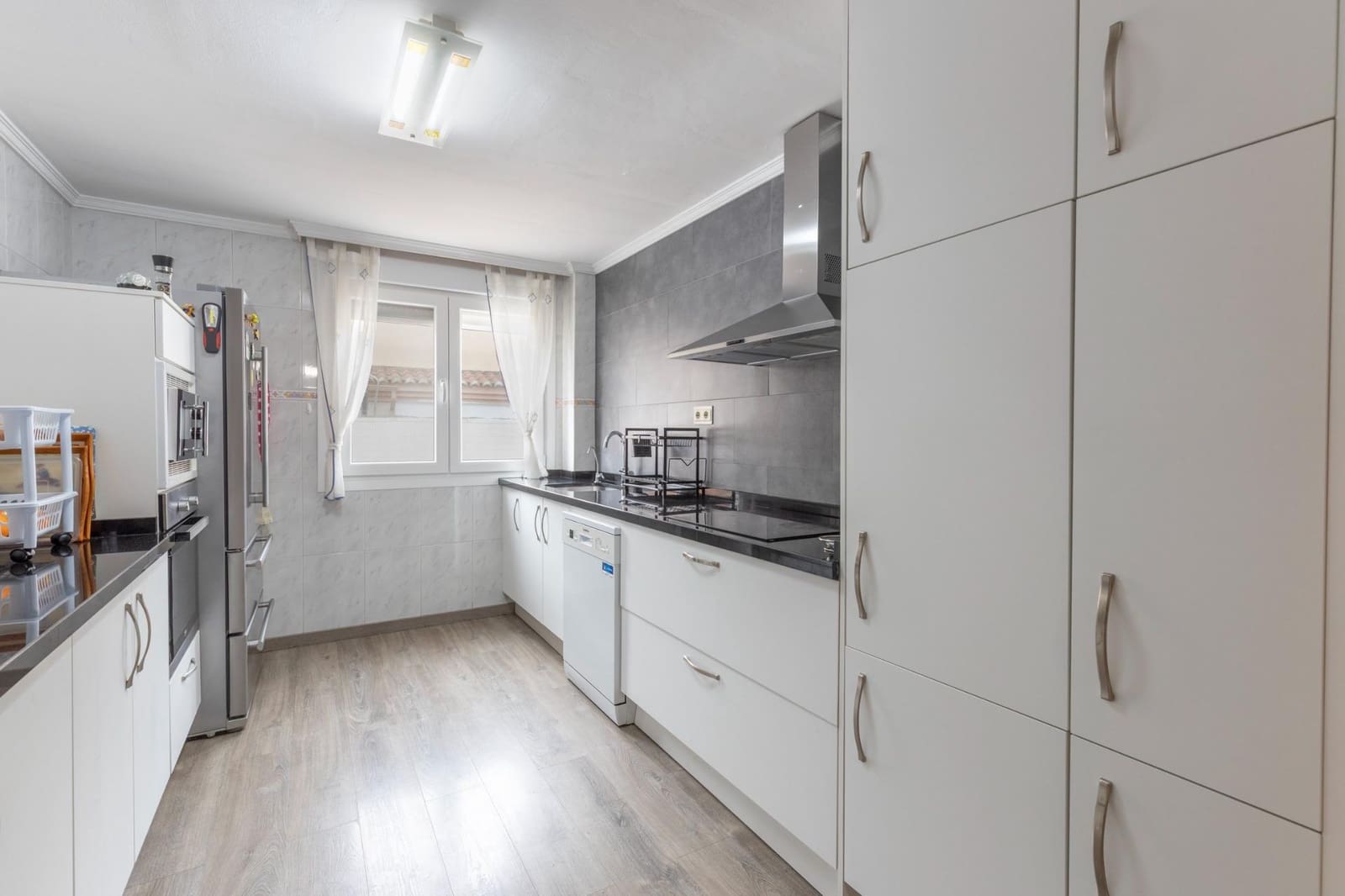 3 Zimmer Reihenhaus zu verkaufen in Ogijares mit Pool Garage - 275.000 € (Ref: 9599745)