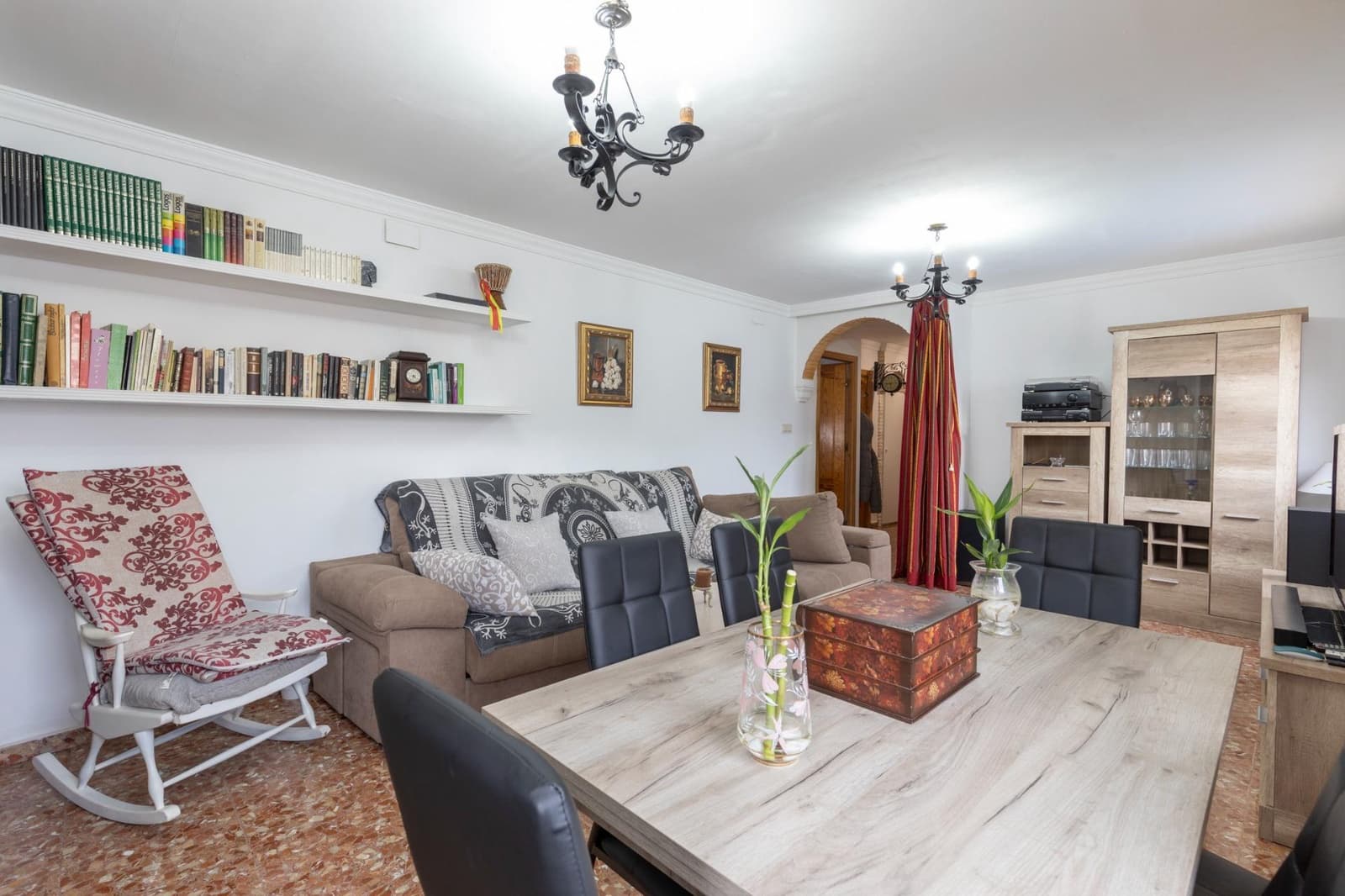 3 Zimmer Reihenhaus zu verkaufen in Ogijares mit Pool Garage - 275.000 € (Ref: 9599745)