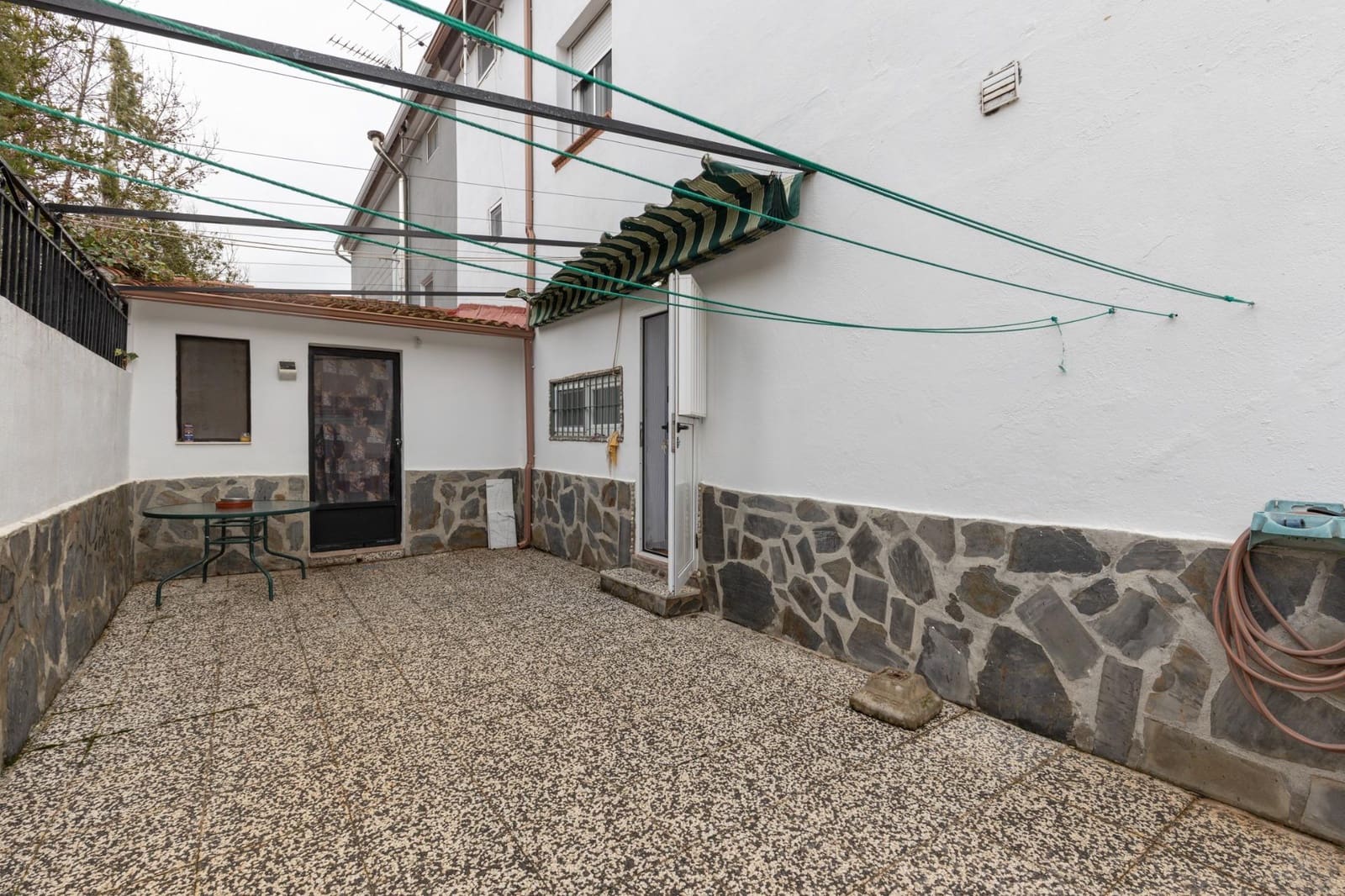 3 Zimmer Reihenhaus zu verkaufen in Ogijares mit Pool Garage - 275.000 € (Ref: 9599745)