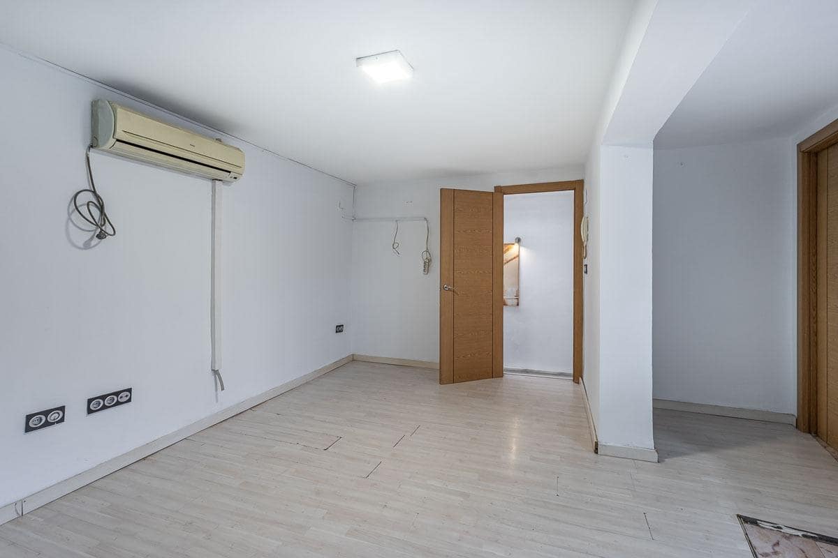 3 makuuhuone Omakotitalo myytävänä paikassa Ogijares - 135 000 € (Ref: 9599750)