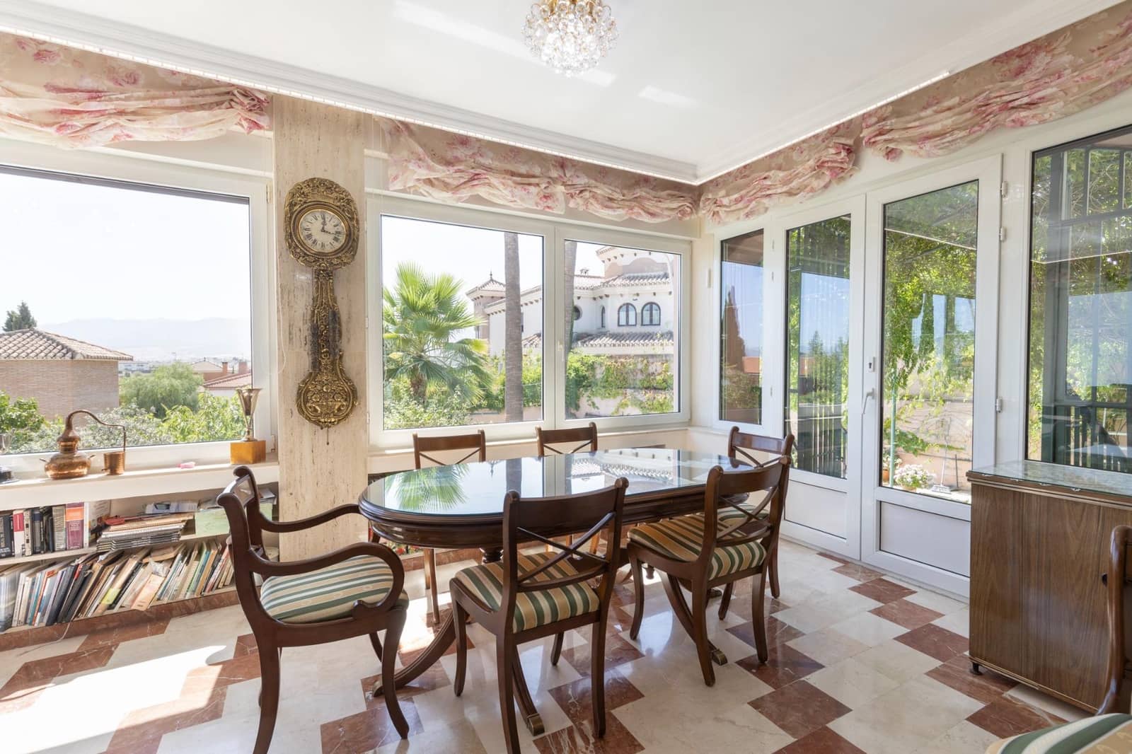 7 quarto Moradia para venda em Las Gabias com piscina garagem - 575 000 € (Ref: 9599751)