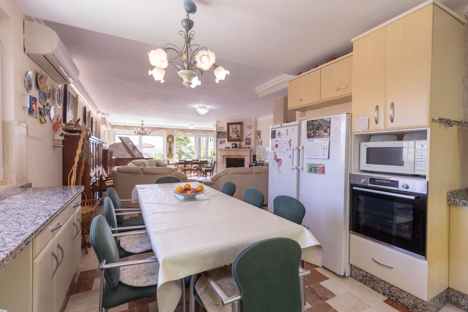 7 quarto Moradia para venda em Las Gabias com piscina garagem - 575 000 € (Ref: 9599751)