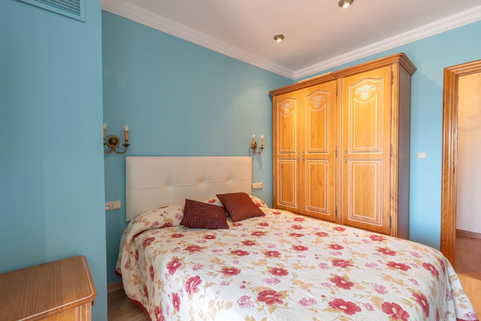 7 quarto Moradia para venda em Las Gabias com piscina garagem - 575 000 € (Ref: 9599751)