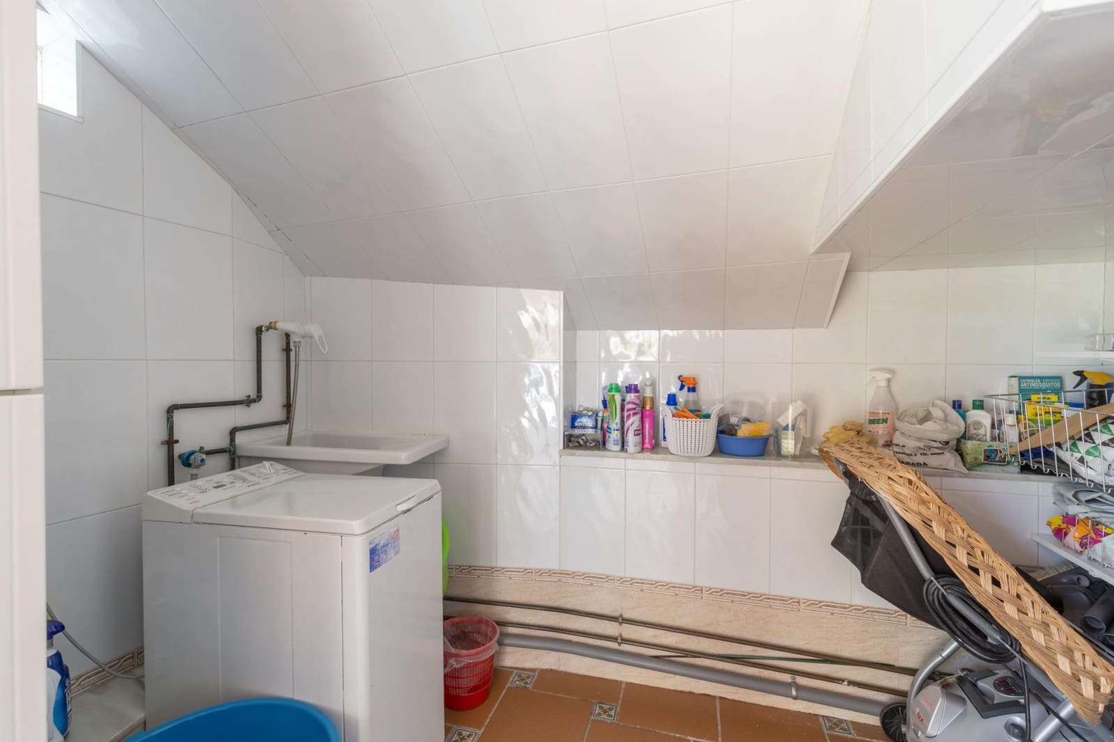 7 quarto Moradia para venda em Las Gabias com piscina garagem - 575 000 € (Ref: 9599751)