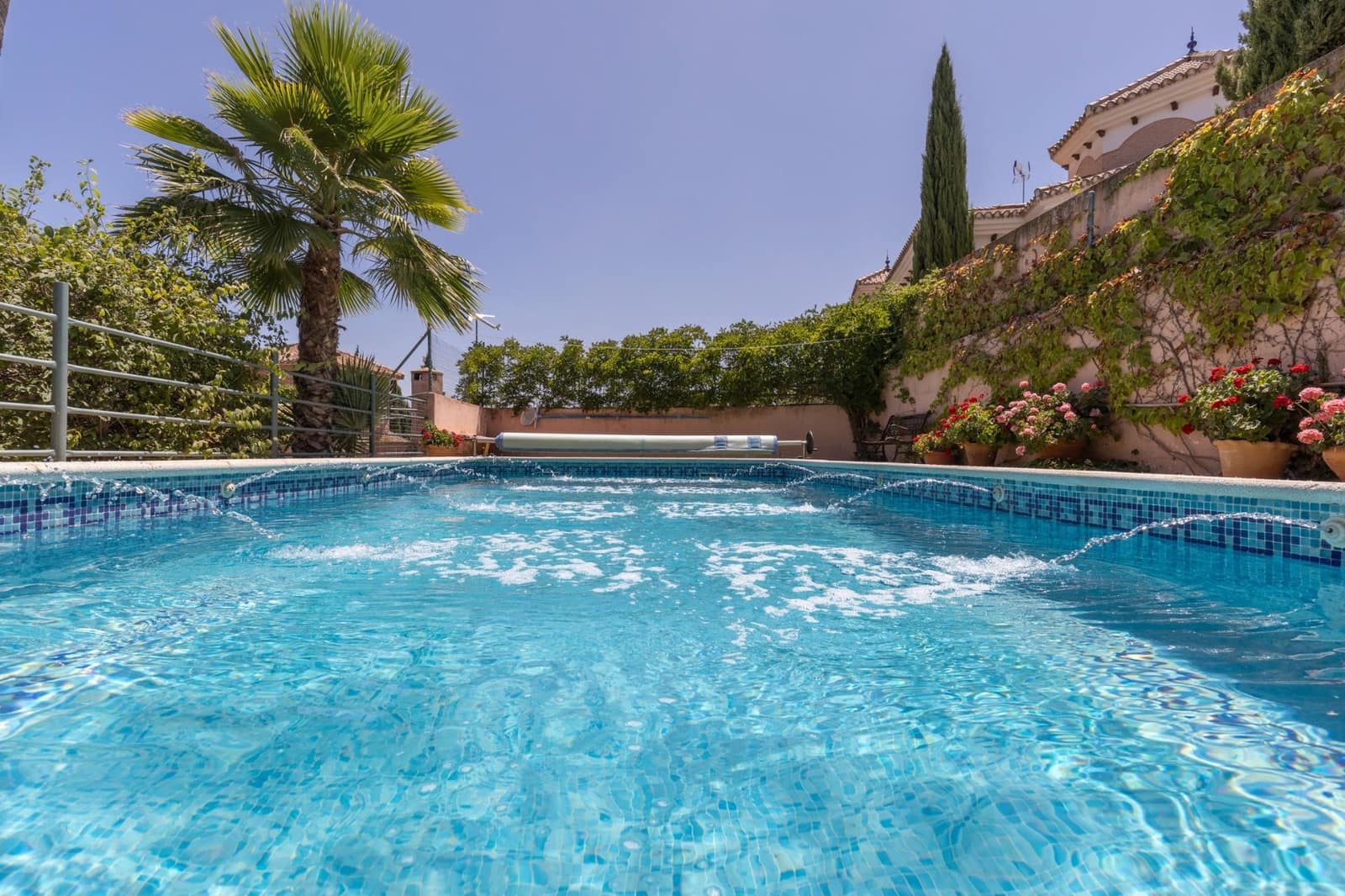 7 quarto Moradia para venda em Las Gabias com piscina garagem - 575 000 € (Ref: 9599751)