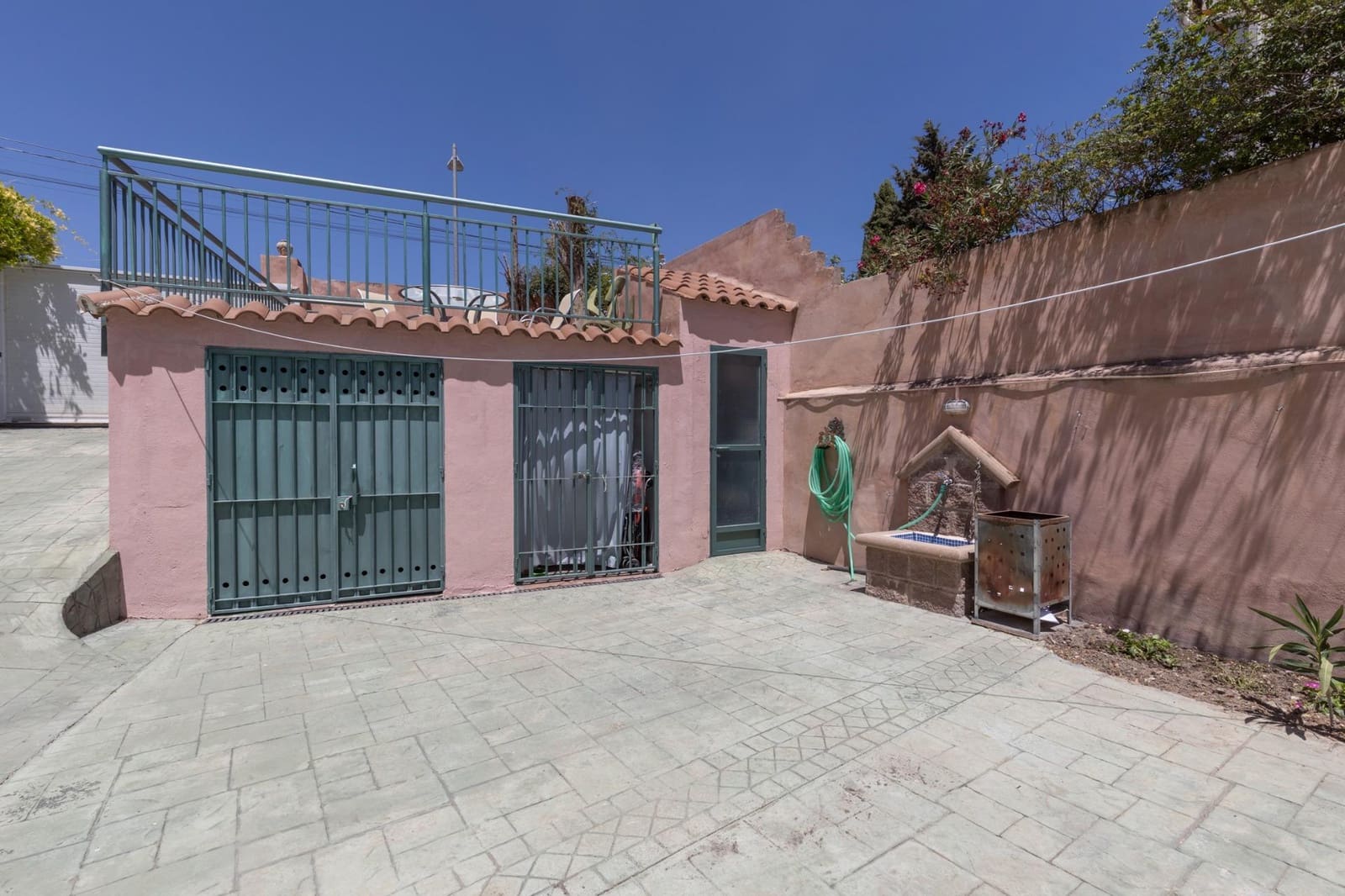 7 quarto Moradia para venda em Las Gabias com piscina garagem - 575 000 € (Ref: 9599751)