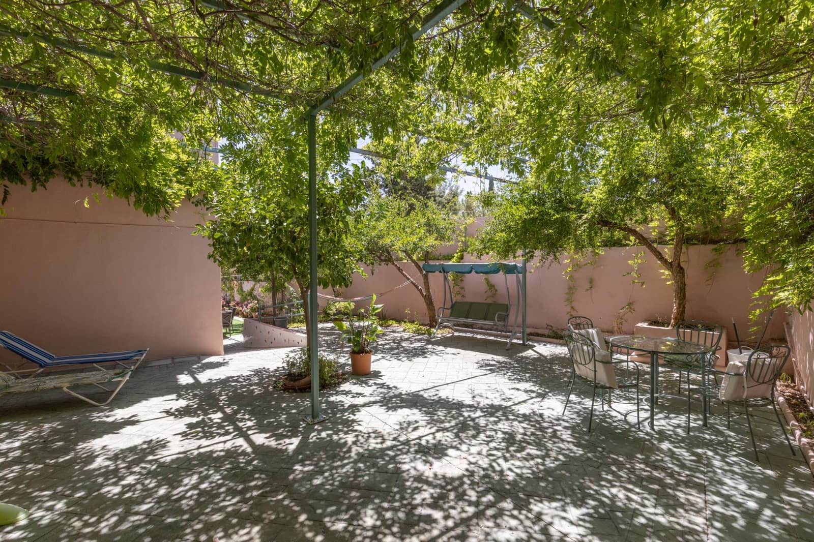 7 quarto Moradia para venda em Las Gabias com piscina garagem - 575 000 € (Ref: 9599751)