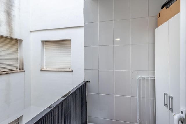 2 slaapkamer Flat te koop in Armilla met garage - € 195.000 (Ref: 9605227)